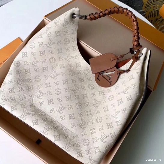 WIS CARMEL VUITTON LOUIS 0304